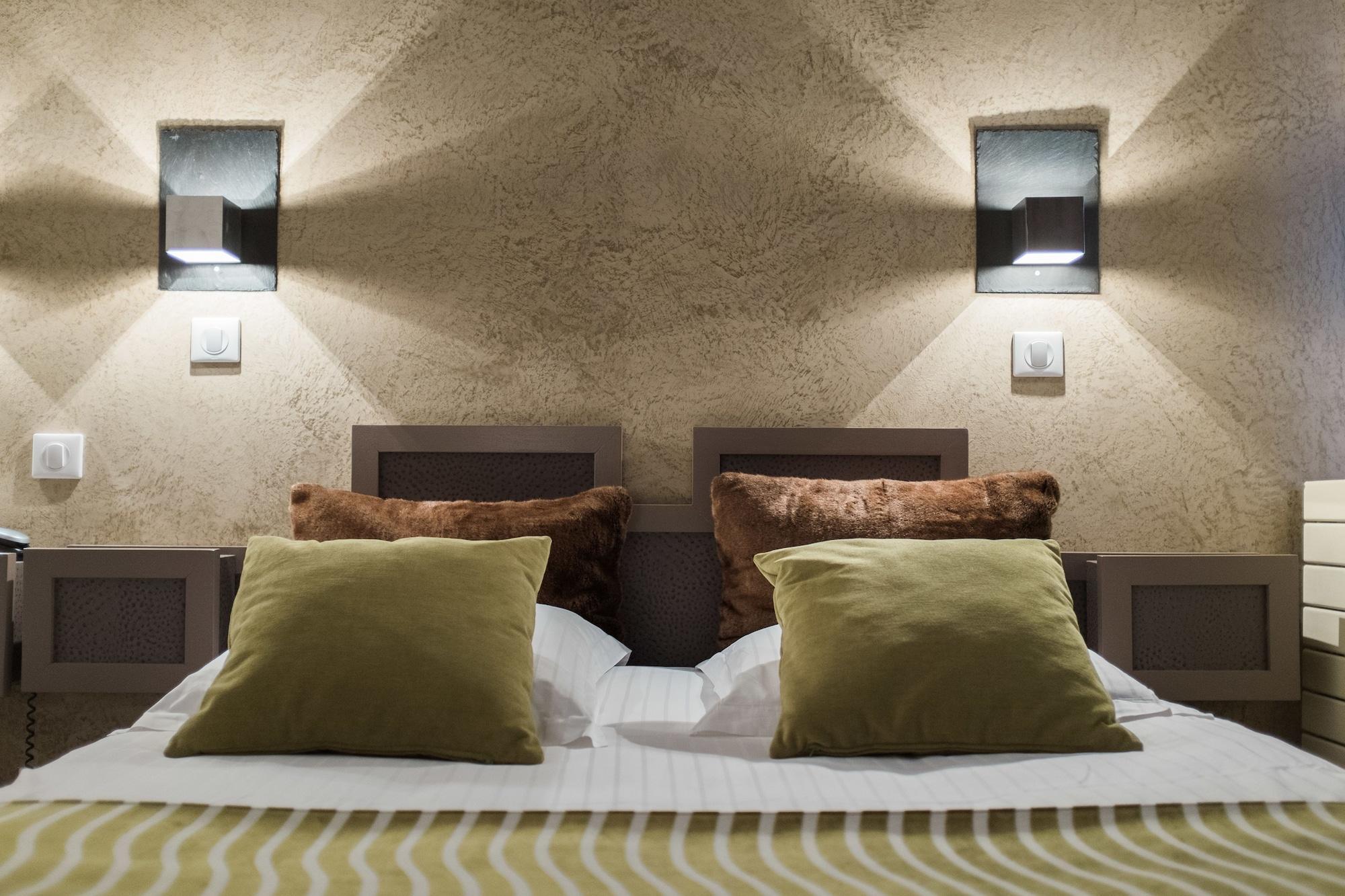 Hotel Des Princes, Chambery Centre Εξωτερικό φωτογραφία
