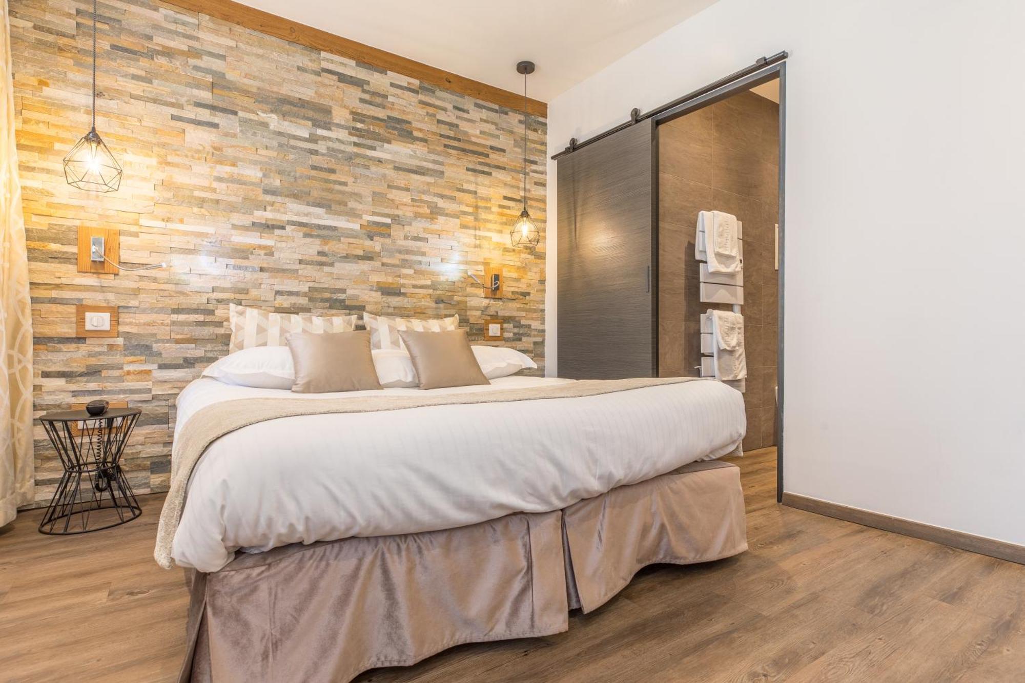 Hotel Des Princes, Chambery Centre Εξωτερικό φωτογραφία