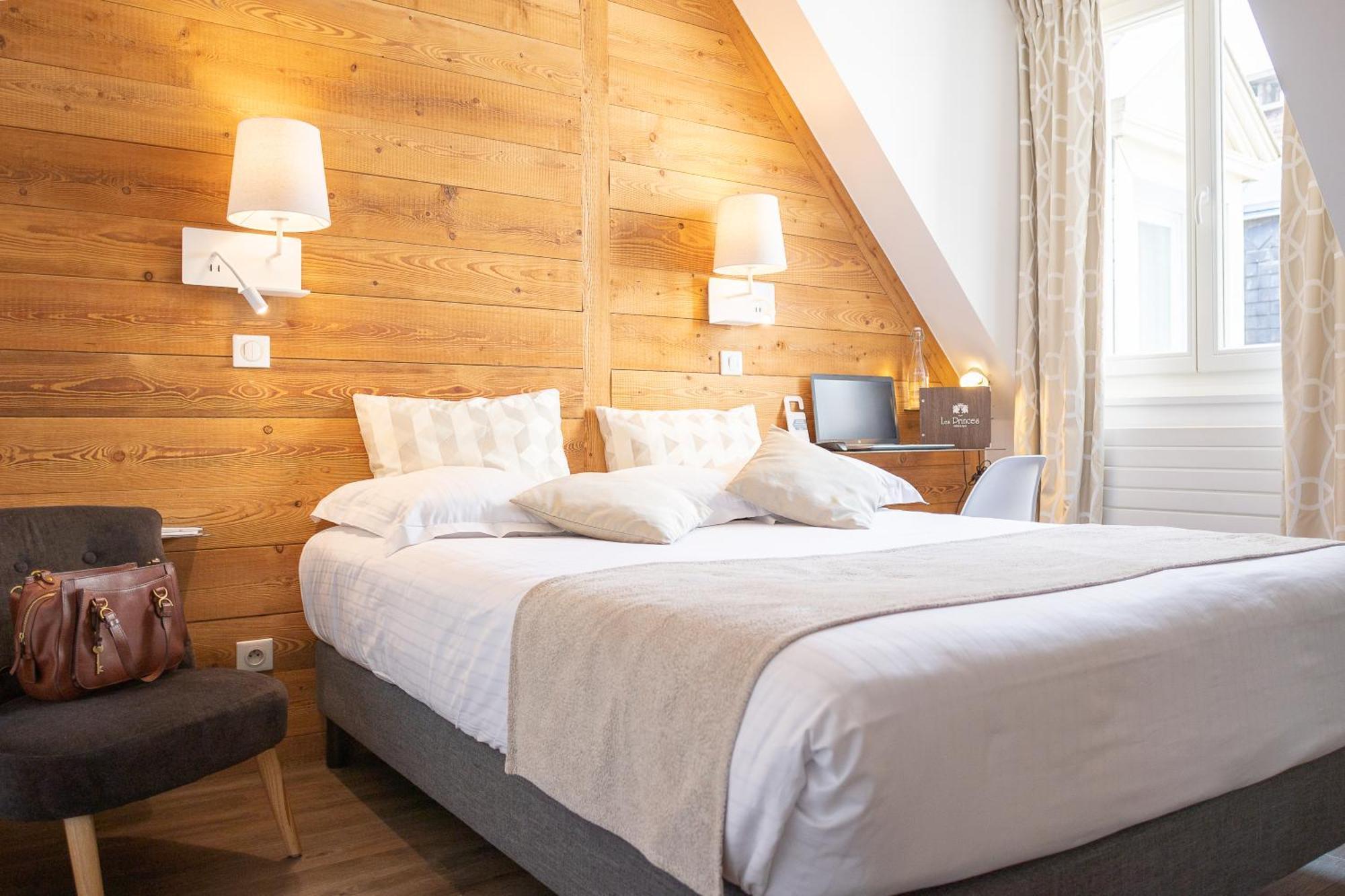 Hotel Des Princes, Chambery Centre Εξωτερικό φωτογραφία