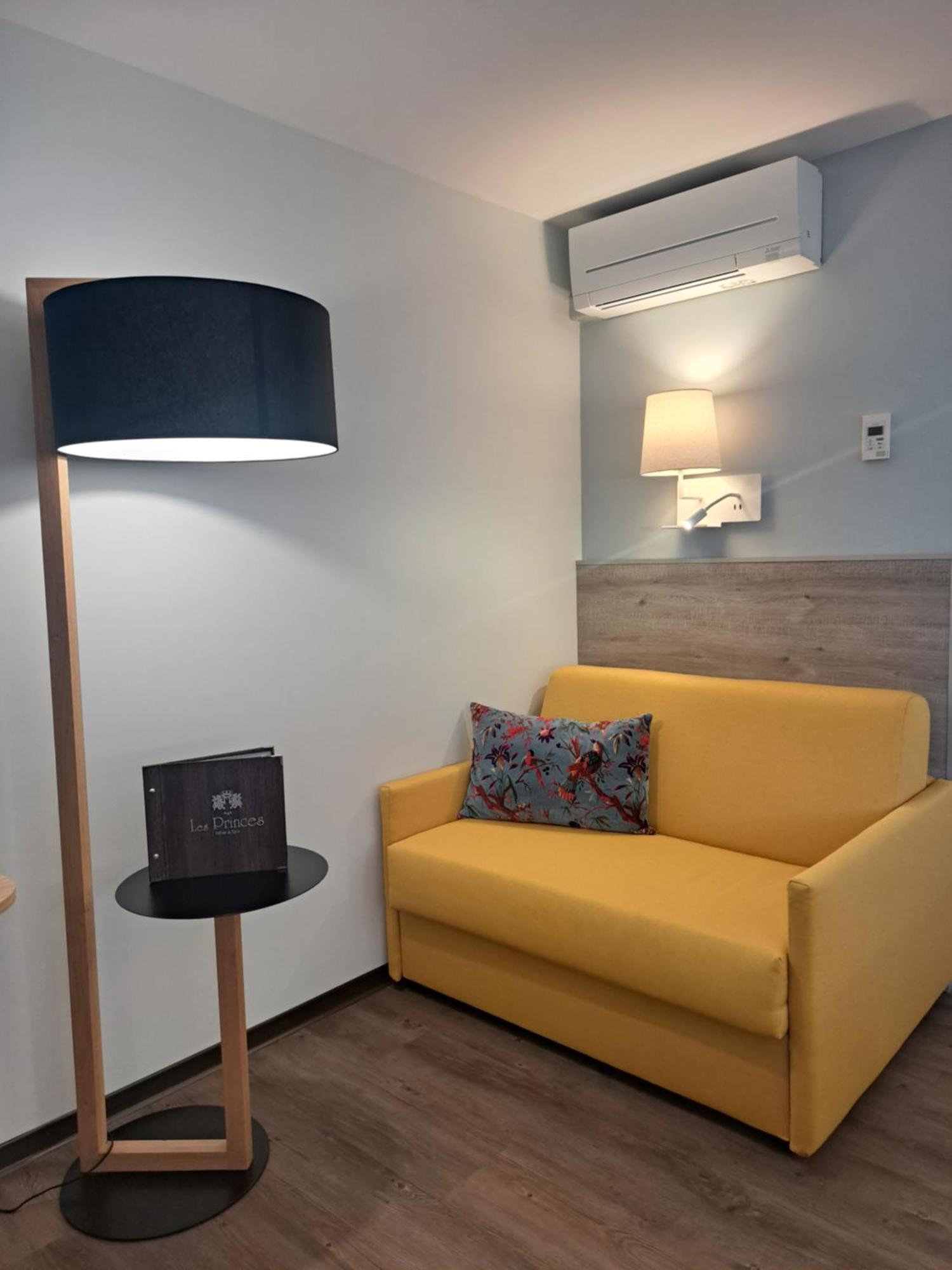 Hotel Des Princes, Chambery Centre Εξωτερικό φωτογραφία