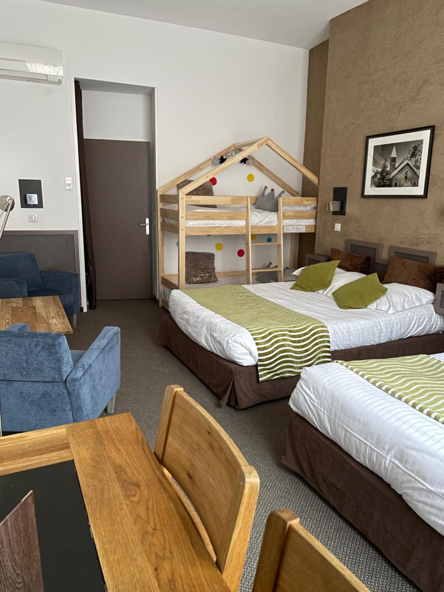 Hotel Des Princes, Chambery Centre Εξωτερικό φωτογραφία