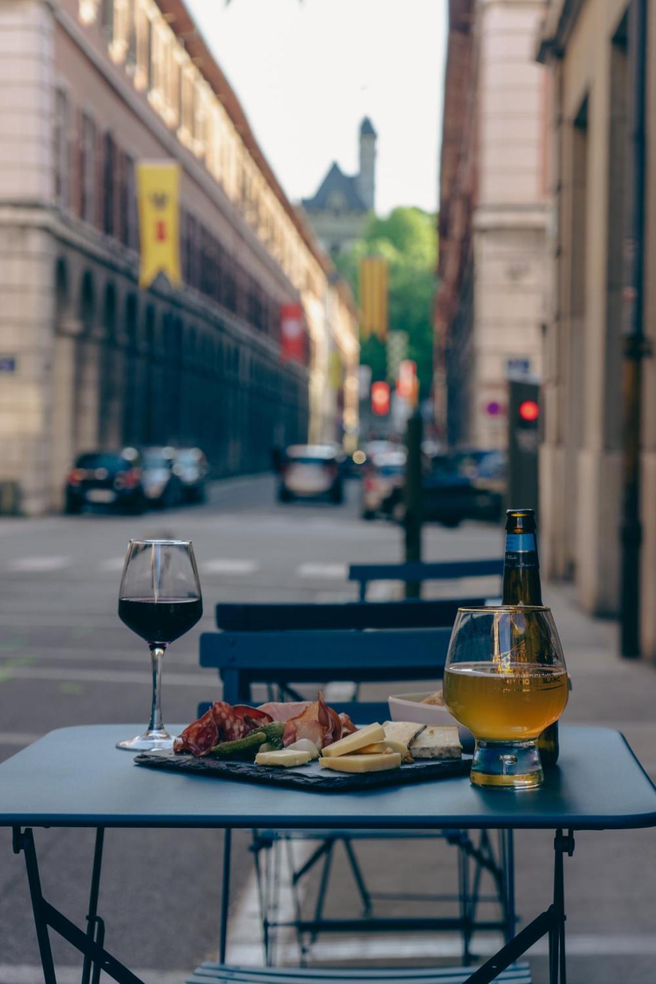 Hotel Des Princes, Chambery Centre Εξωτερικό φωτογραφία
