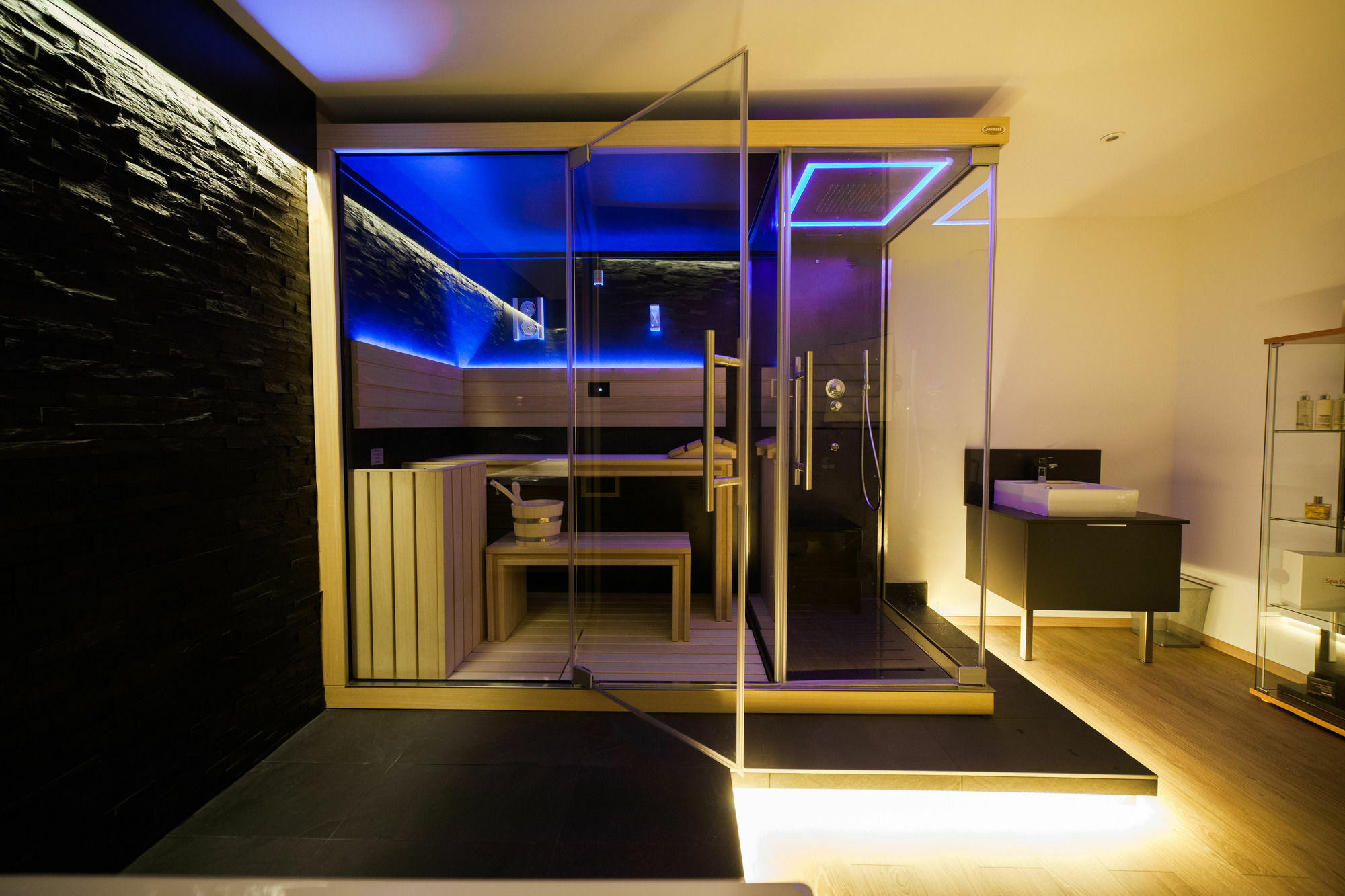 Hotel Des Princes, Chambery Centre Εξωτερικό φωτογραφία