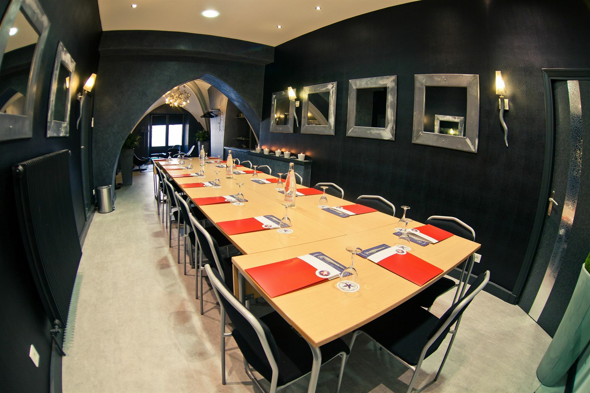 Hotel Des Princes, Chambery Centre Εξωτερικό φωτογραφία